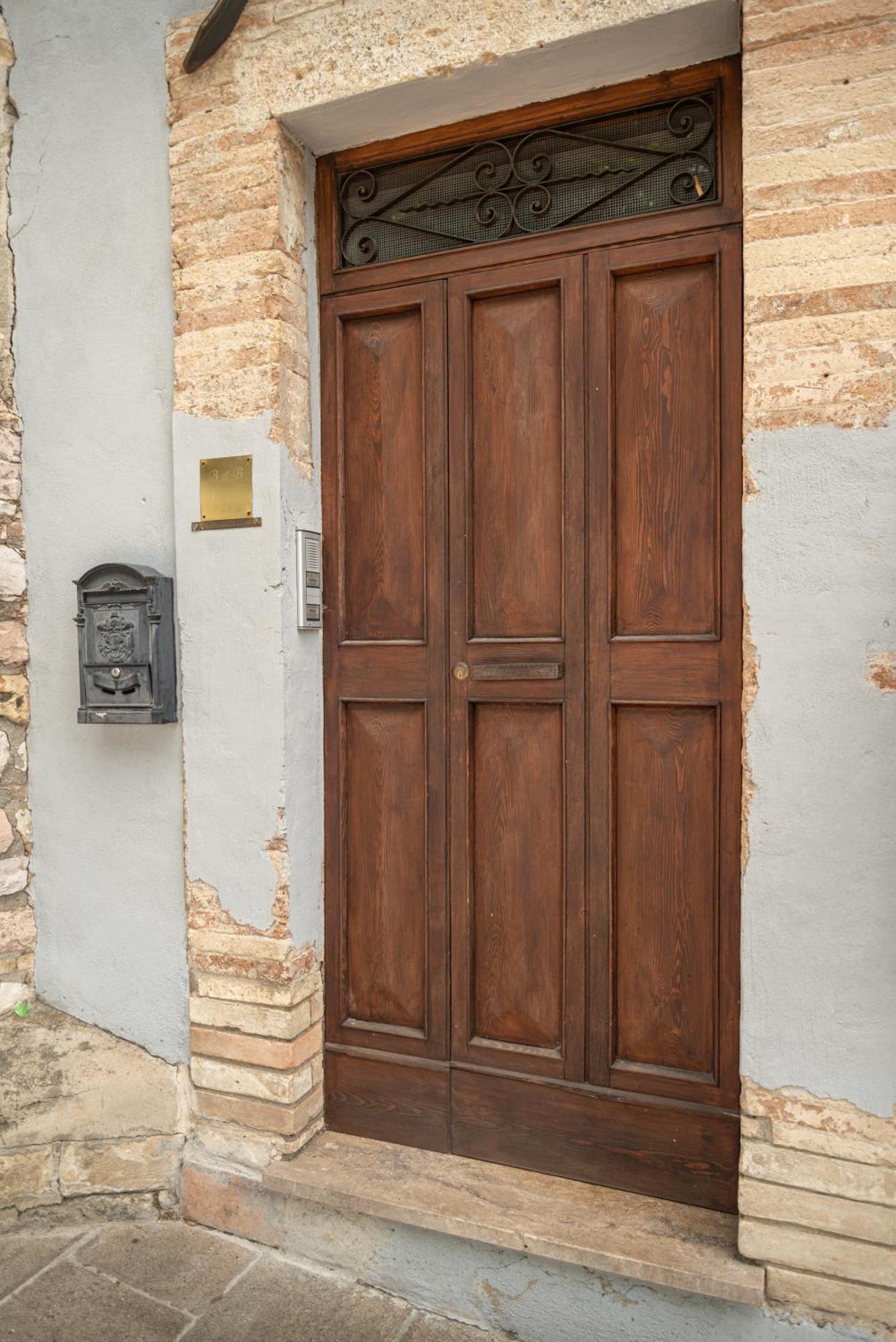 B&B Il Chiostro Assisi Buitenkant foto