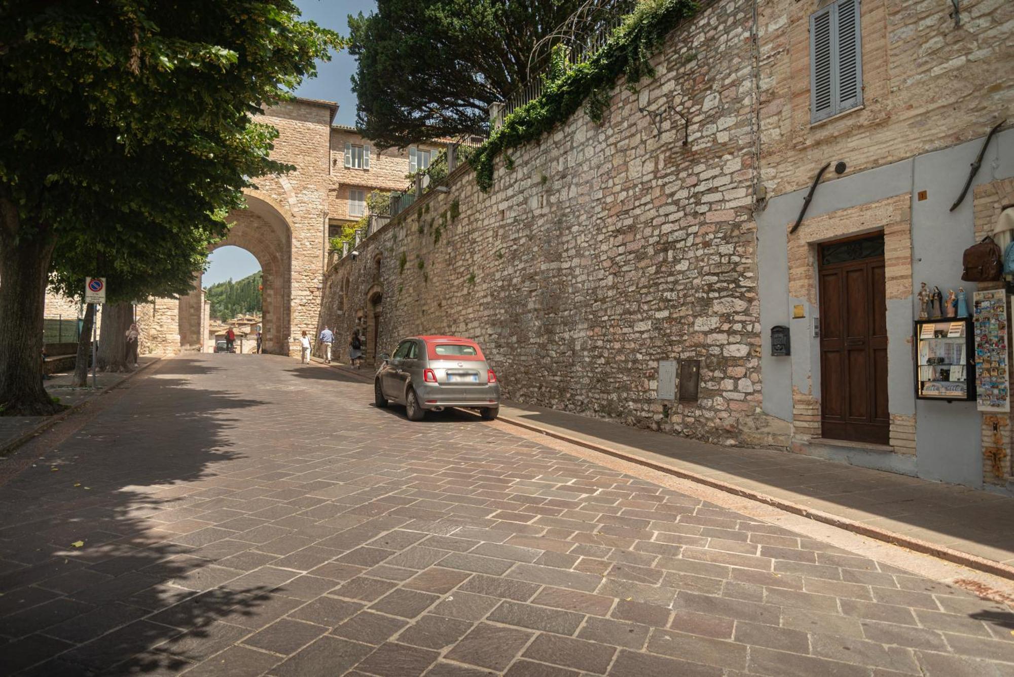 B&B Il Chiostro Assisi Buitenkant foto