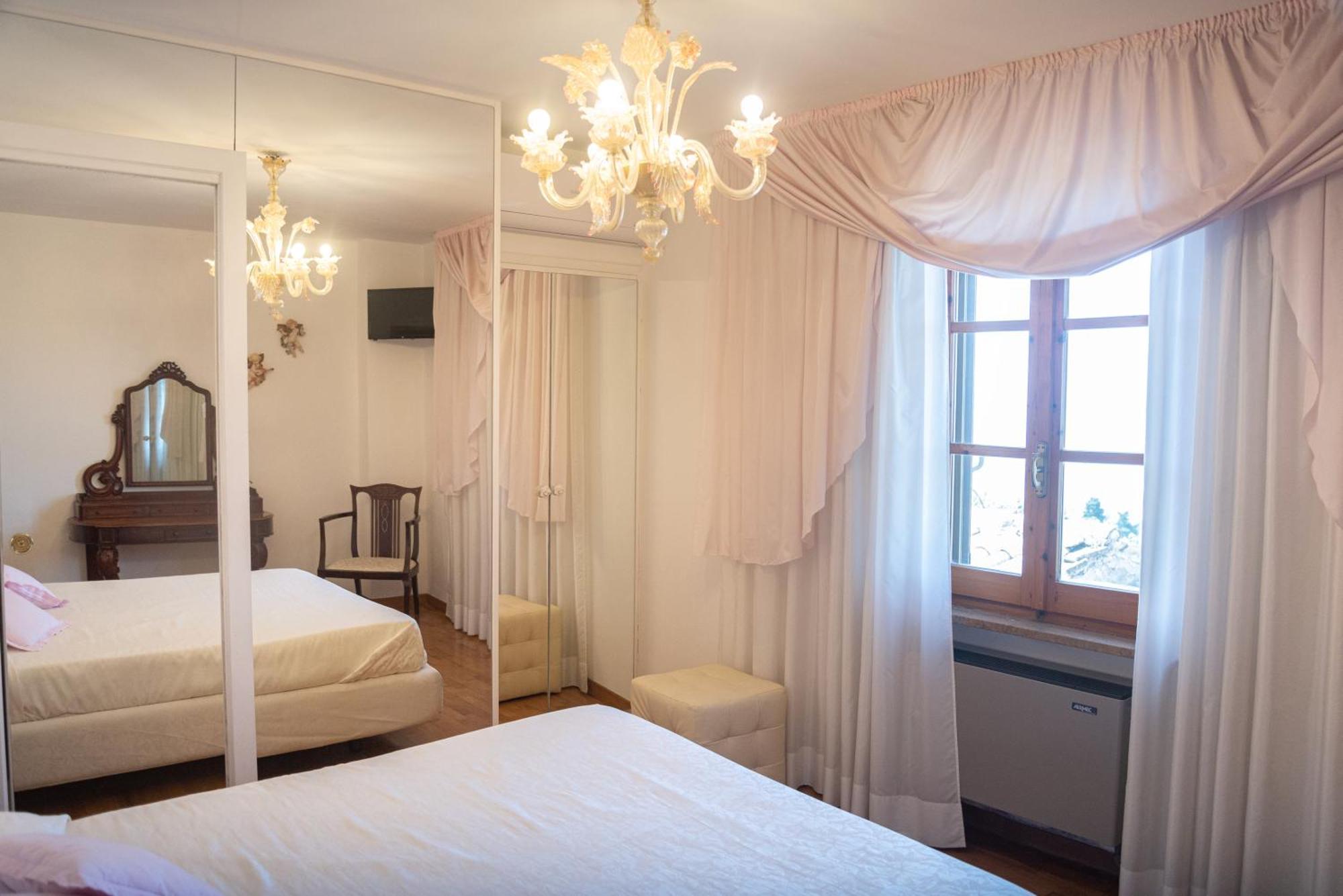 B&B Il Chiostro Assisi Buitenkant foto